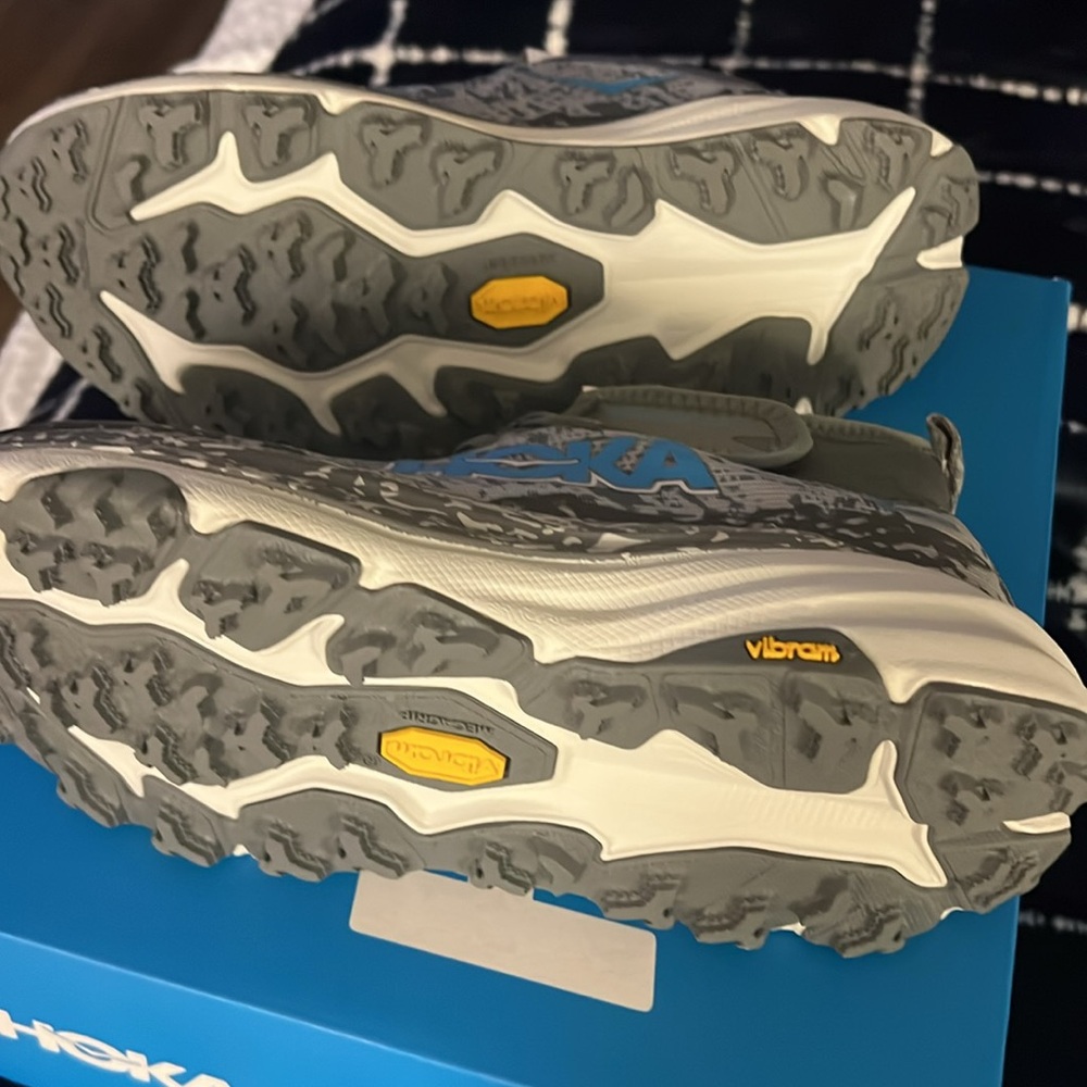 Hoka NWB Women’s Speedgoat 6 MID GTX 1155153/ADC. Various size available - Picture 6 of 8